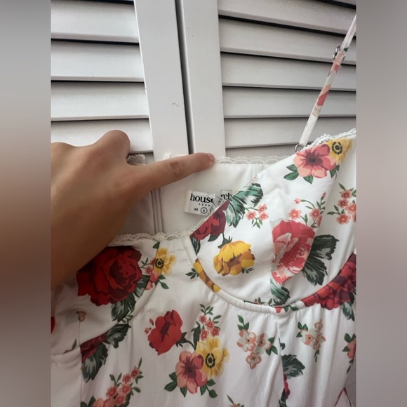 House of CB Mademoiselle dress size S - Picture 2 of 4